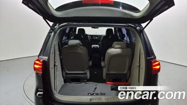 Kia The New Carnival 2020 Черный из Кореи, фото 2