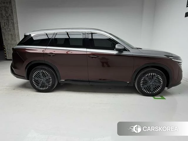 Nissan Exploring the land 2024 Белый из Китая, фото 2