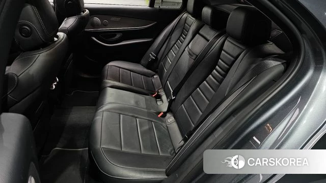 Mercedes-Benz E-Class W213 2019 Серый из Кореи, фото 2