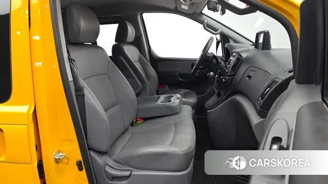 Hyundai The New Grand Starex 2018 Желтый из Кореи, фото 2