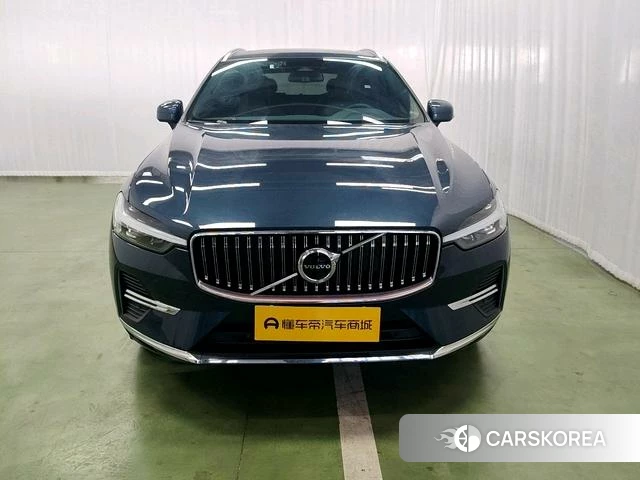 Volvo XC60 2024 Синий из Китая, фото 2