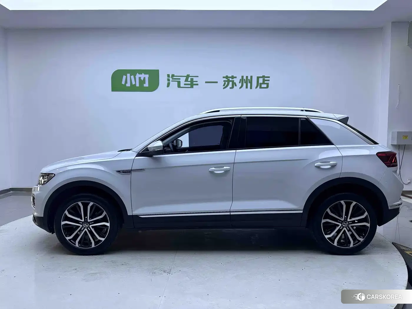 Volkswagen T-Roc 2022 Белый из Китая, фото 2