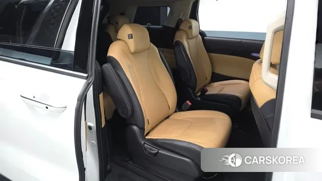 Kia Carnival 4th generation 2023 Белый из Кореи, фото 2