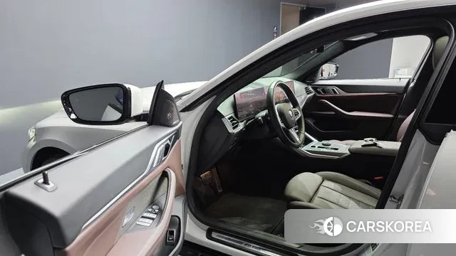 BMW i4 2024 Белый из Кореи, фото 2