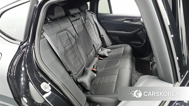 BMW X4 (G02) 2025 Черный из Кореи, фото 2