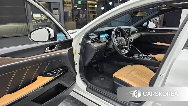 Kia K5 3rd generation 2021 Белый из Кореи, фото 2