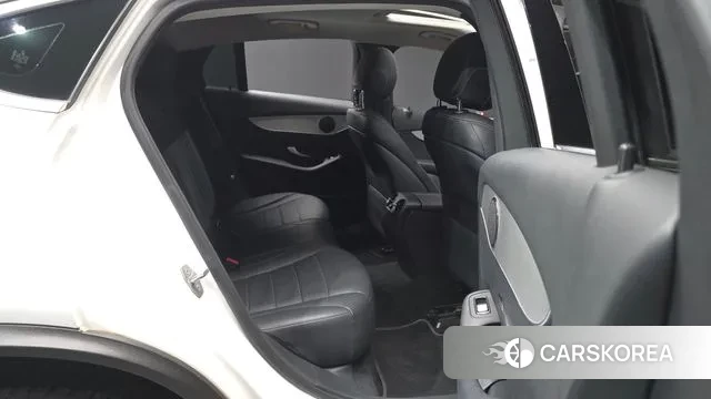 Mercedes-Benz GLC-Class X253 2018 Белый из Кореи, фото 2