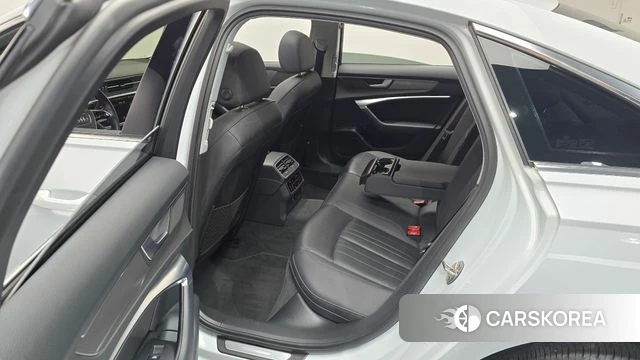 Audi A6 (C8) 2020 Белый из Кореи, фото 2