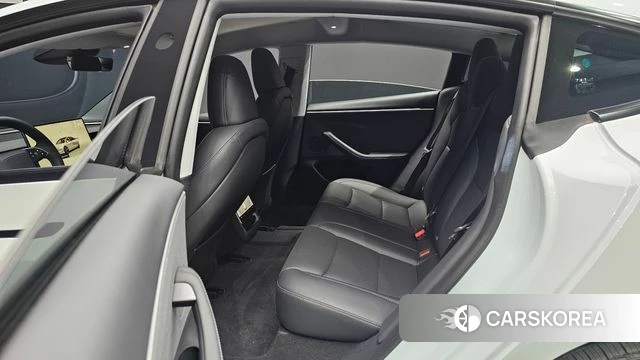 Tesla Model 3 2024 Белый из Кореи, фото 2