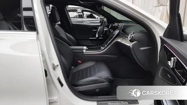 Mercedes-Benz C-Class W206 2023 Белый из Кореи, фото 2