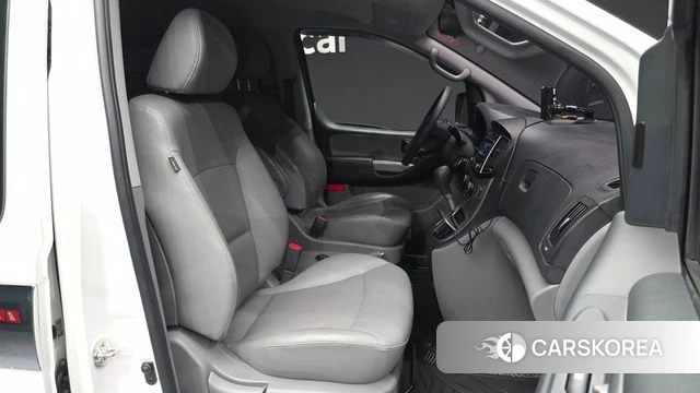 Hyundai The New Grand Starex 2018 Белый из Кореи, фото 2