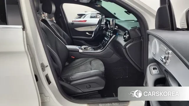 Mercedes-Benz GLC-Class X253 2019 Белый из Кореи, фото 2