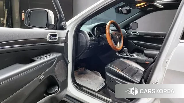 Jeep Grand Cherokee 2018 Белый из Кореи, фото 2