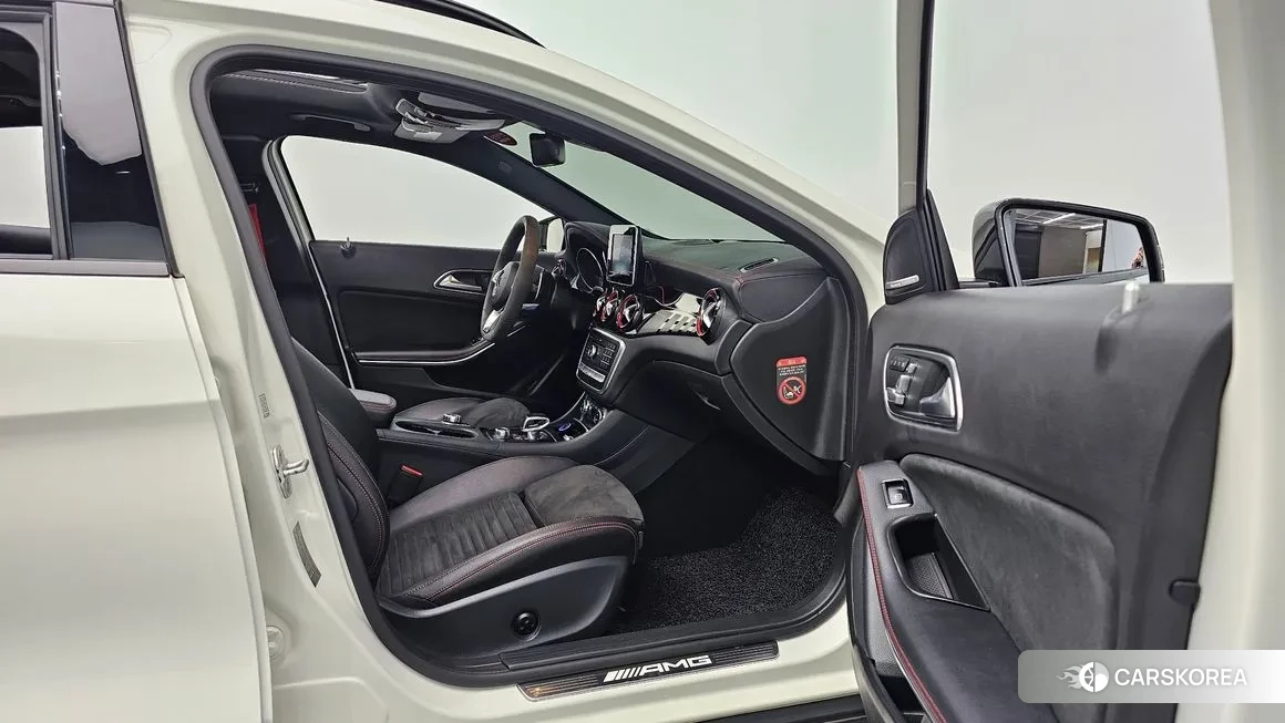 Mercedes-Benz GLA-Class X156 2018 из Кореи, фото 2