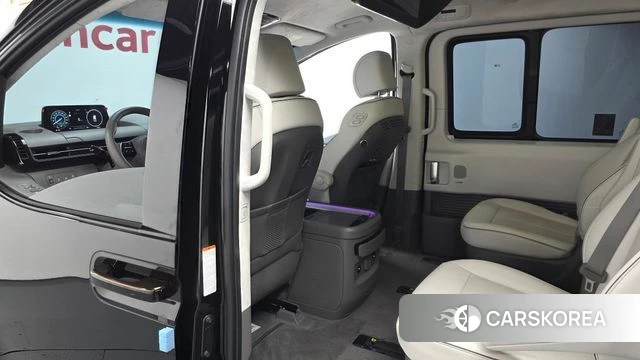 Hyundai Staria 2025 Черный из Кореи, фото 2