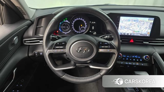 Hyundai Avante Hybrid (CN7) 2022 Белый из Кореи, фото 2