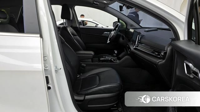 Kia Sportage 5th Generation 2021 Белый из Кореи, фото 2