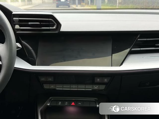 Audi A3 2025 Белый из Китая, фото 2