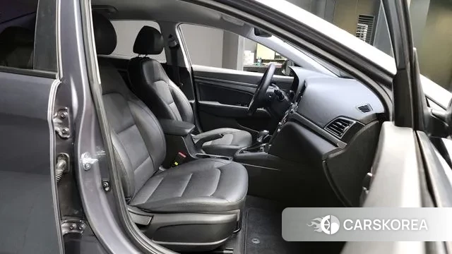 Hyundai Avante AD 2018 Серый из Кореи, фото 2