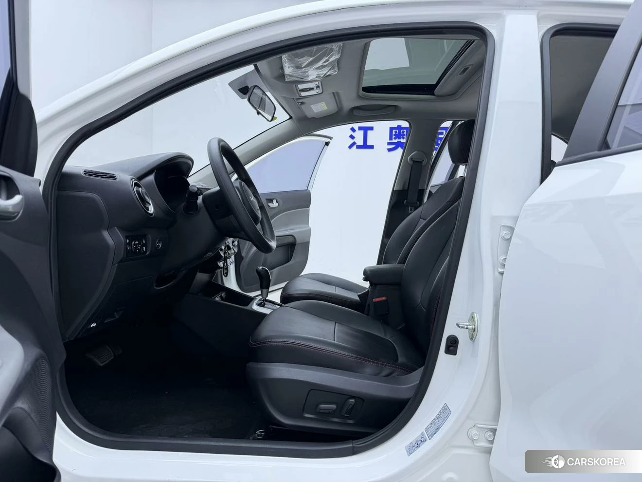 Kia Huanchi 2020 Белый из Китая, фото 2