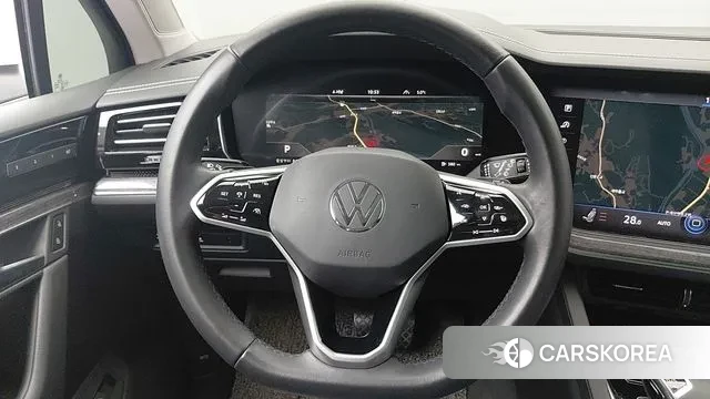 Volkswagen Touareg 3rd generation 2020 Белый из Кореи, фото 2