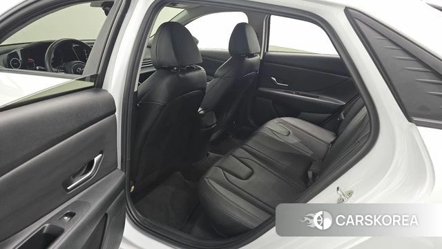 Hyundai Avante (CN7) 2021 Белый из Кореи, фото 2