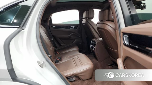 Porsche Cayenne (PO536) 2021 Серебристо-серый из Кореи, фото 2