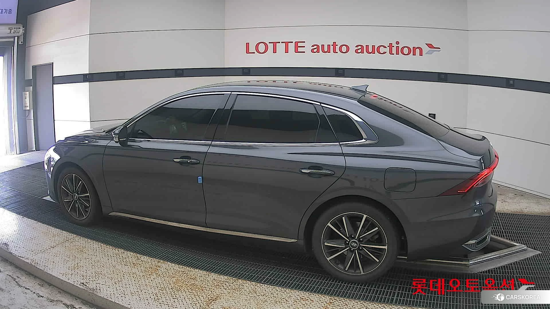 Hyundai Grandeur 2023 Nocturne Grey Metallic из Кореи, фото 2