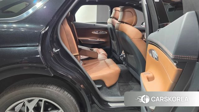 Genesis GV70 2022 Черный из Кореи, фото 2