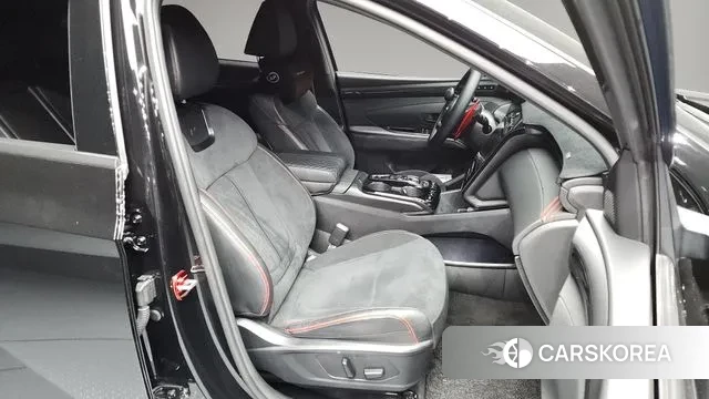 Hyundai Tucson (NX4) 2022 Черный из Кореи, фото 2