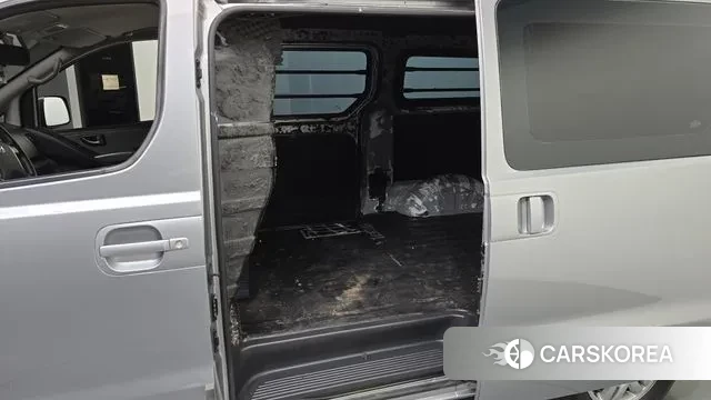 Hyundai The New Grand Starex 2018 Серебряный из Кореи, фото 2