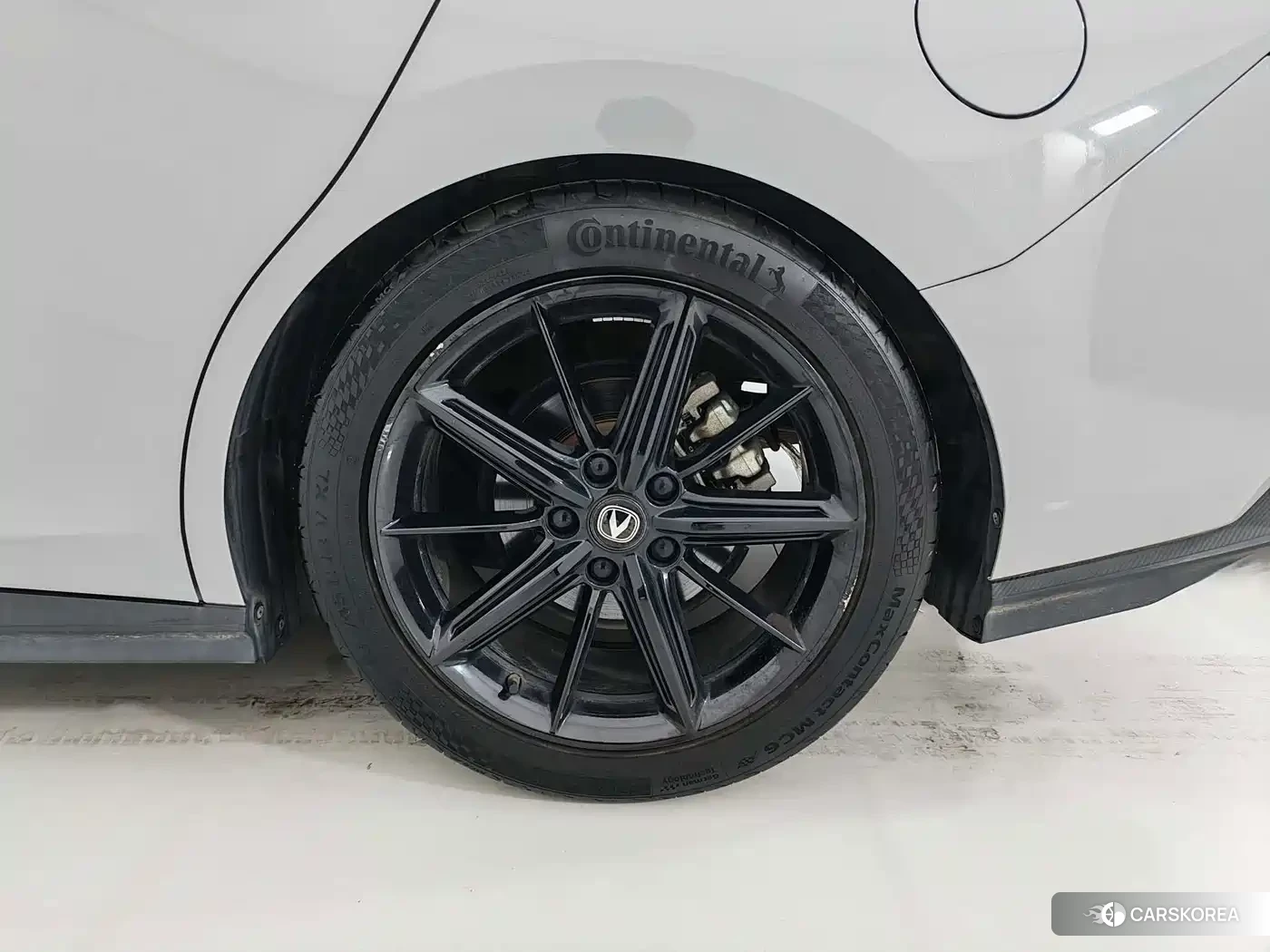Chang'an UNI-V 2023 Silver/gray из Китая, фото 2