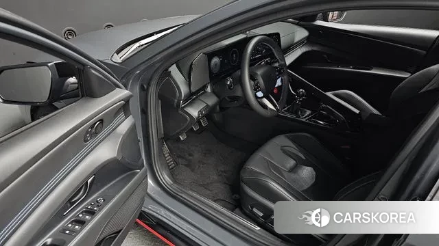 Hyundai The New Avante (CN7) 2024 Серый из Кореи, фото 2