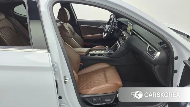 Genesis G70 2018 Светло-серебряный цвет из Кореи, фото 2