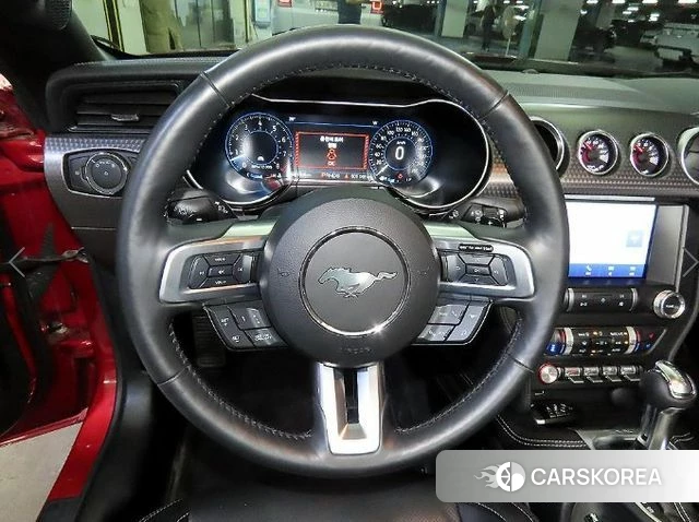 Ford Mustang 2022 Красный из Кореи, фото 2