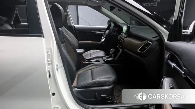 Kia Seltos 2021 Белый из Кореи, фото 2