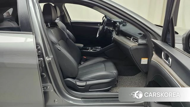 Kia K5 Hybrid 3rd Generation 2021 Серебристо-серый из Кореи, фото 2