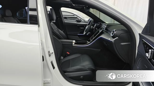 Mercedes-Benz C-Class W206 2025 Белый из Кореи, фото 2