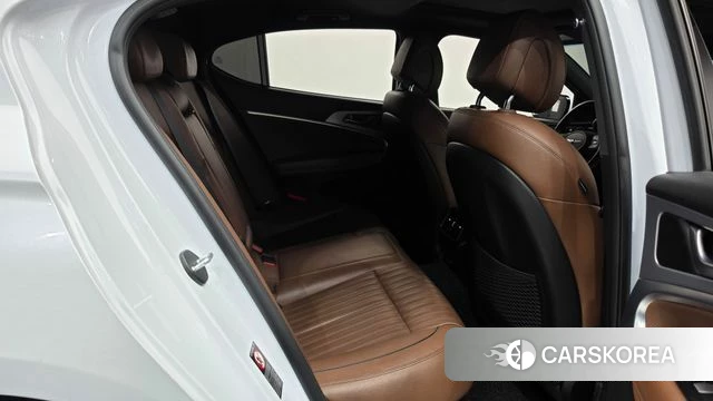 Genesis G70 2018 Белый из Кореи, фото 2