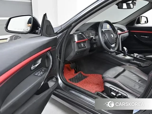 BMW 3 Series GT (F34) 2018 Серый из Кореи, фото 2