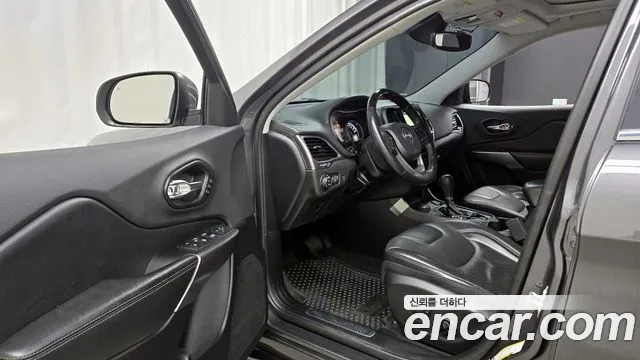 Jeep Cherokee (KL) id 2651650 из Кореи 2