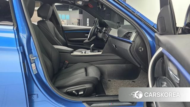 BMW 3 Series (F30) 2018 Синий из Кореи, фото 2