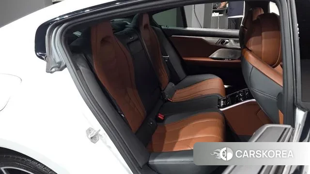 BMW 8 Series (G15) 2024 Белый из Кореи, фото 2