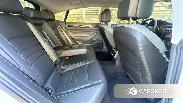 Volkswagen Arteon 2022 Белый из Кореи, фото 2