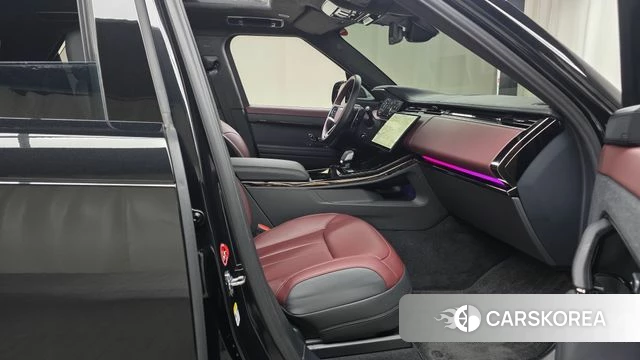 Land Rover Range Rover Sport 3rd Generation 2025 Черный из Кореи, фото 2