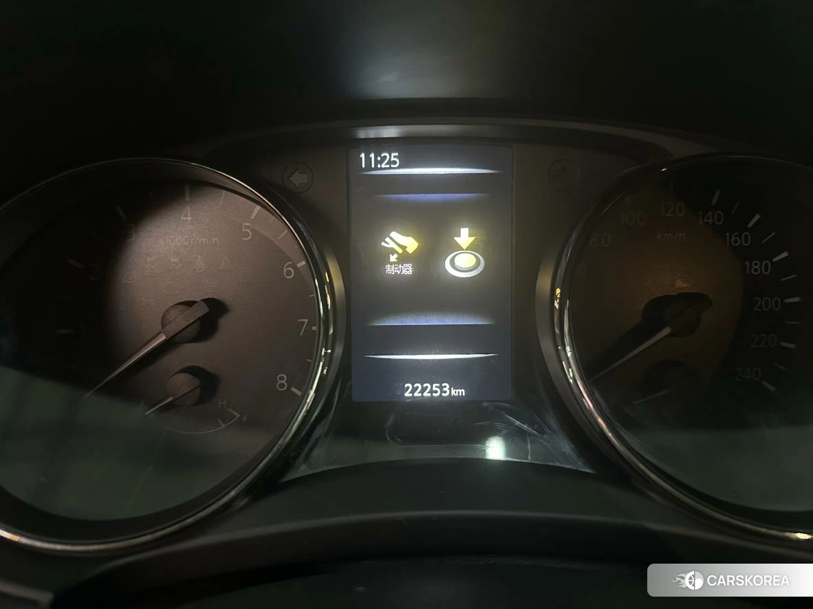 Nissan Qijun 2021 Белый из Китая, фото 2