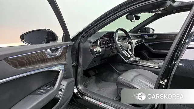 Audi A6 (C8) 2021 Черный из Кореи, фото 2