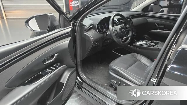 Hyundai Tucson (NX4) 2022 Черный из Кореи, фото 2