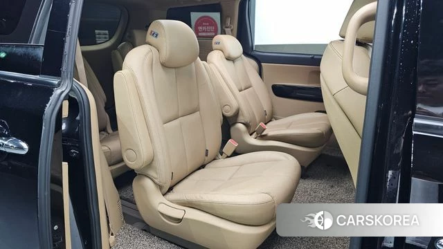 Kia The New Carnival 2018 Черный из Кореи, фото 2