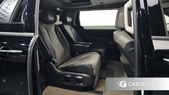 Kia The New Carnival 4th Generation 2024 Черный из Кореи, фото 2